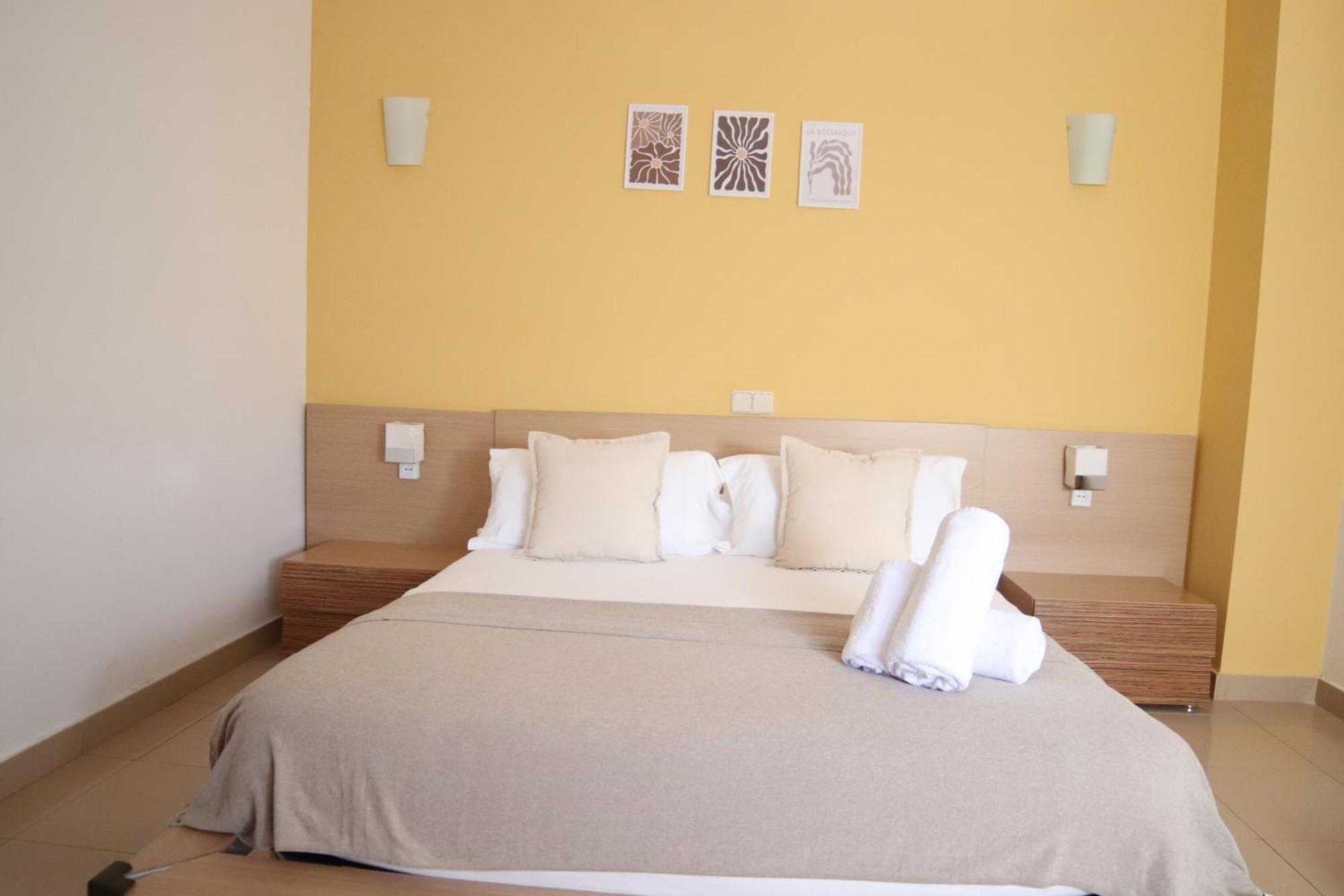 Hostal-Casa Rural Rosa-Nonna Siguenza Luaran gambar